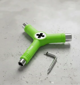Llave Y Tuxs Multifunción con Terraja para Skate