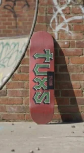 Deck Tabla de Skate Tuxs Guatambu Premium Institucional Red