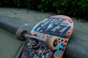 Tabla de Skate Tuxs Maple Canadiense Hard Rock Pro Model Fede Fazzi